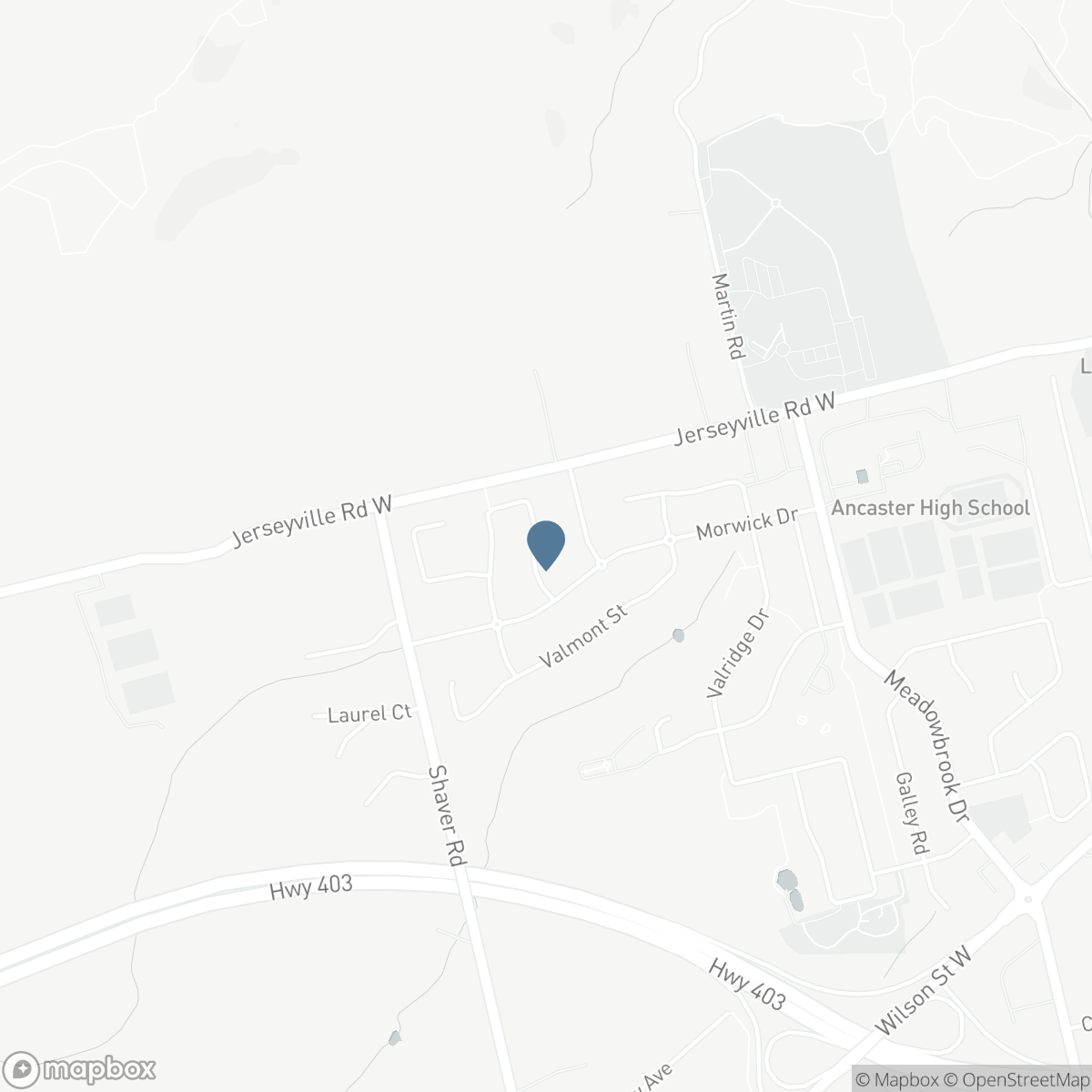 22 MOORE Crescent, Ancaster, Ontario L9G 4Z5